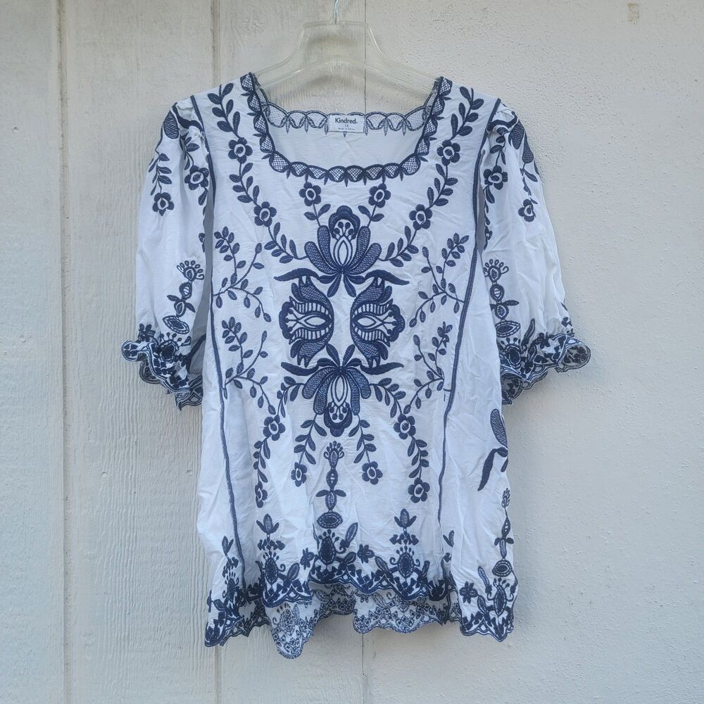 Kindred Floral Embroidered Top White/blu Wmns Sz 1X Boho Coastal Beachy Flowy
